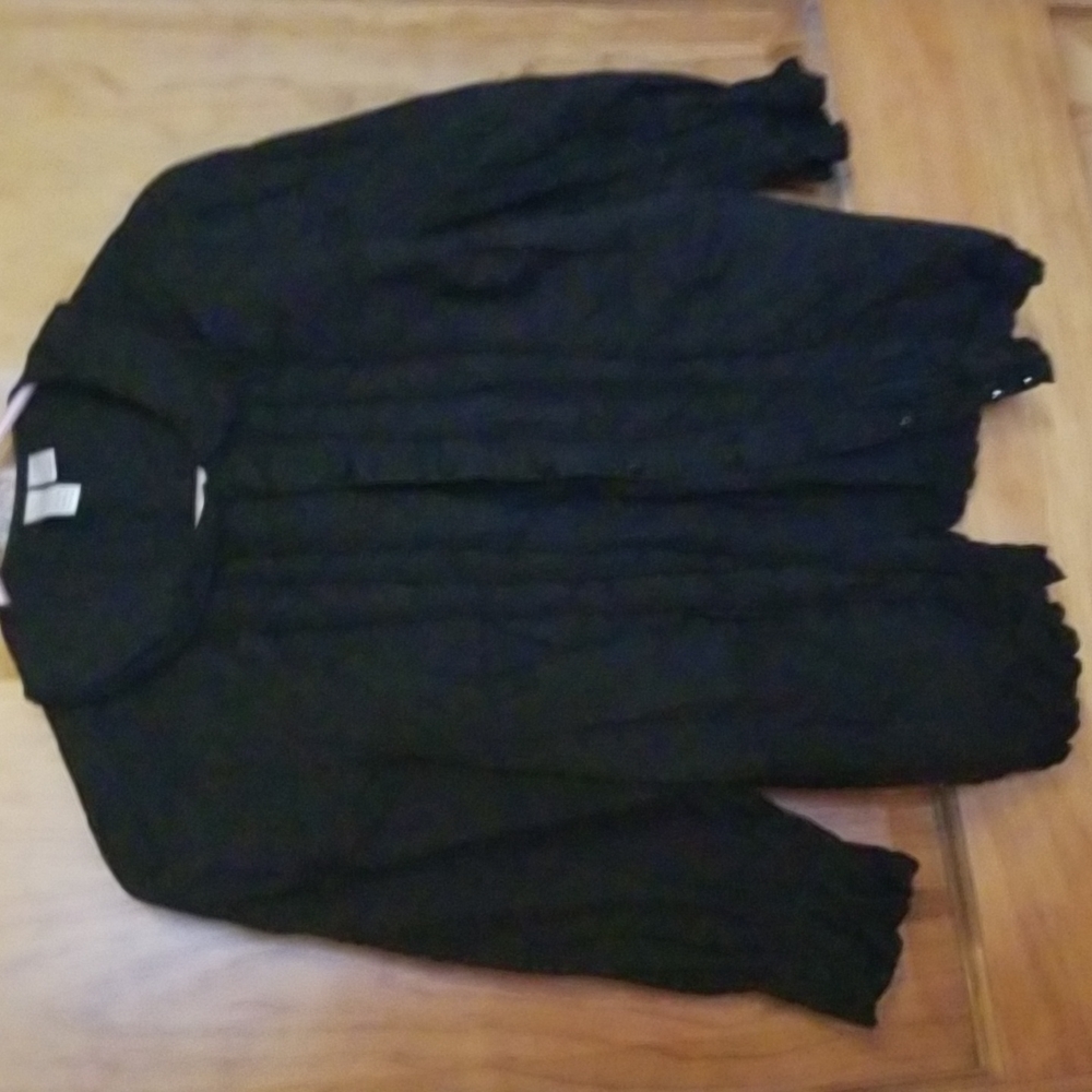 Go international Black top